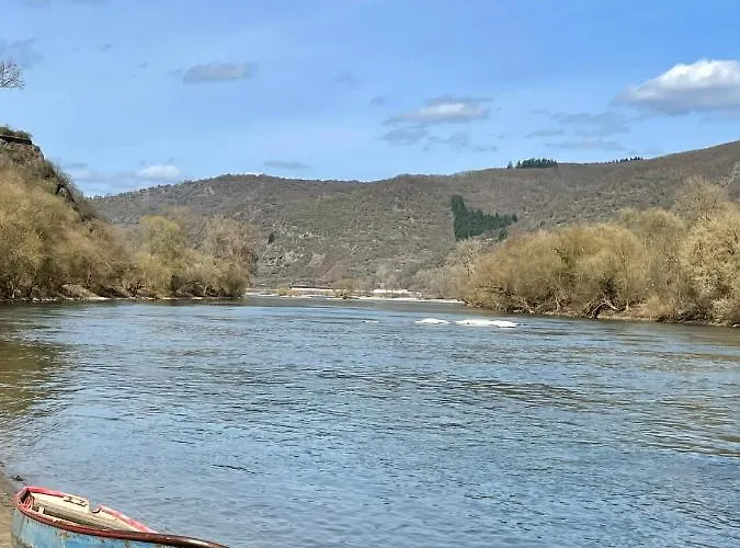 Mittelrhein Familie Lehmann * Niederburg